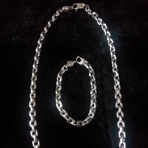 Jewelry Necklace / bracelet